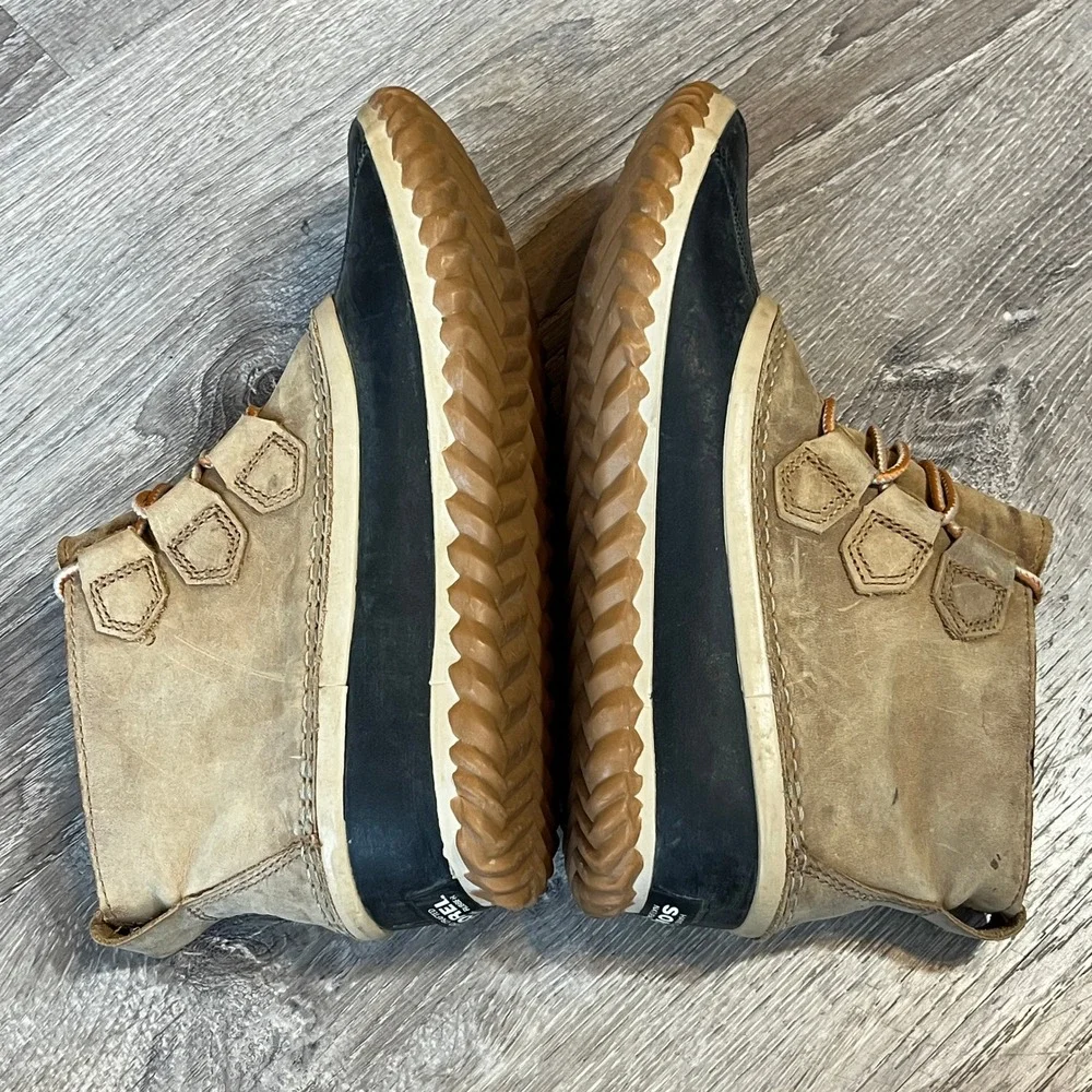 Sorel Out N About Women 7.5 Tan Black Waterproof Rain Duck Boots NL2133-286